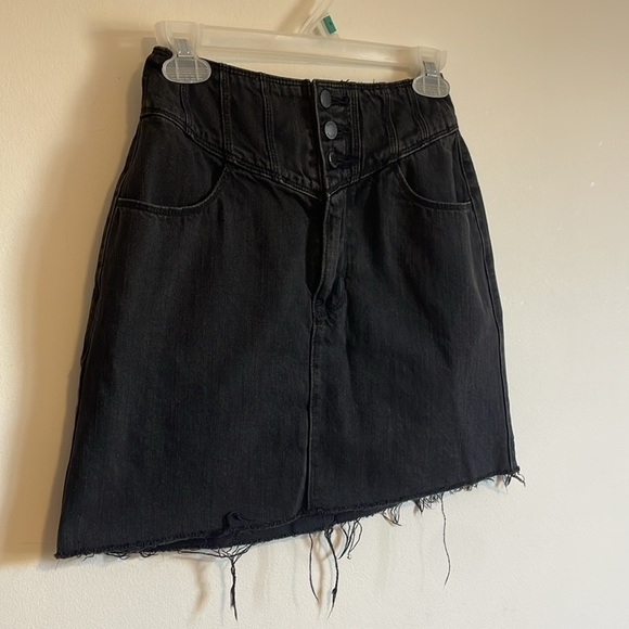 Hollister High Waist Denim Skirt 26 Black Jean 3 Frayed Faded Distressed Mini - Picture 3 of 13
